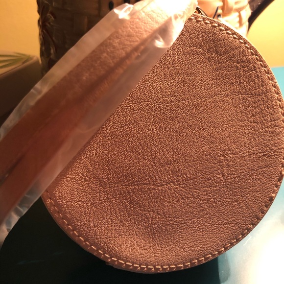 NWT  Lauren Conrad Coin pouch - Picture 3 of 5